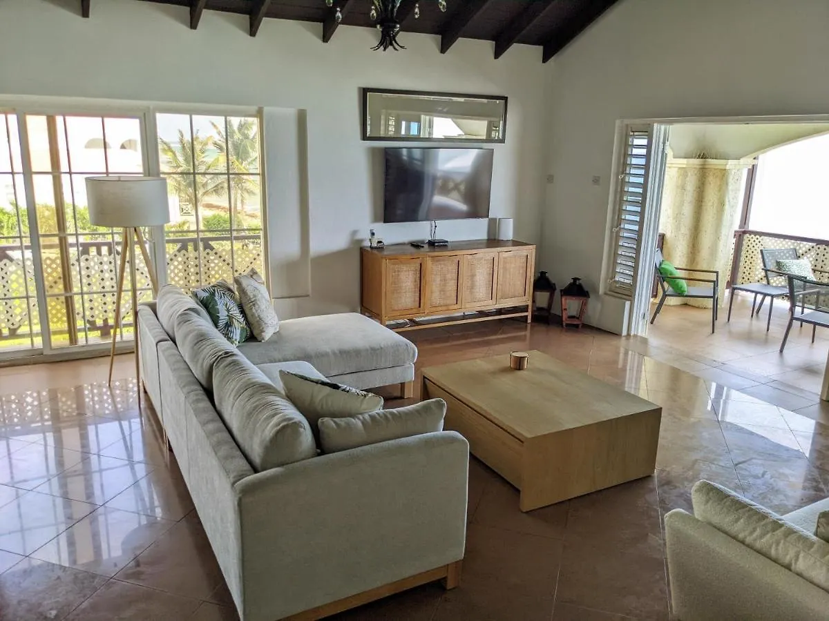 Διαμέρισμα Breezy Ocean Front Condo Close To The Best Beaches Κράιστ Τσερτς Μπαρμπάντος