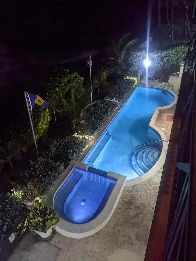 Breezy Ocean Front Condo Close To The Best Beaches Κράιστ Τσερτς